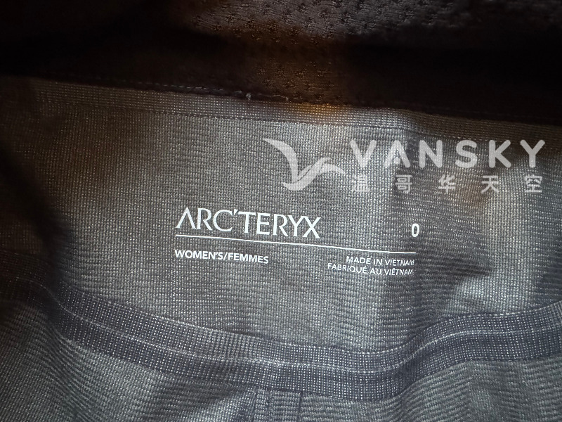 260329213833_Arcteryx Pant_3.JPG